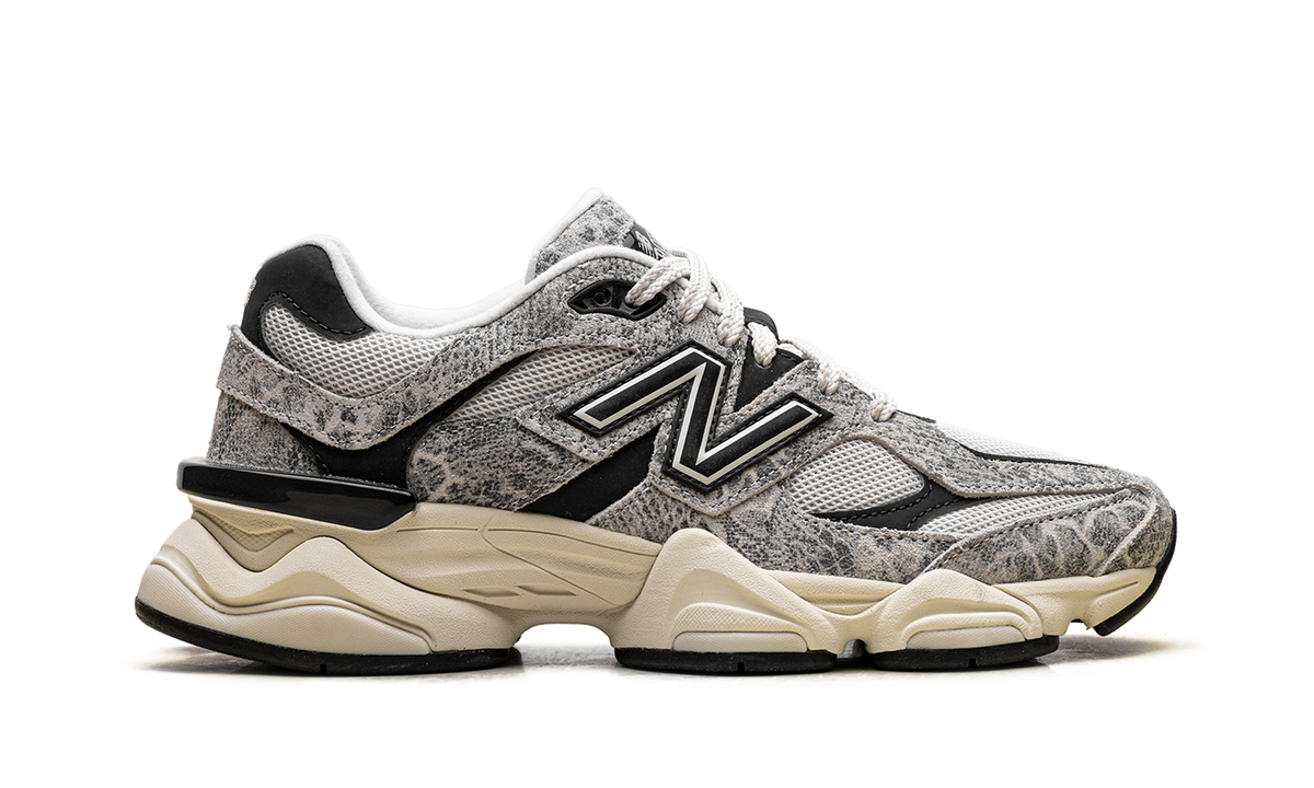 9060 "Year of the Snake" U9060SNA